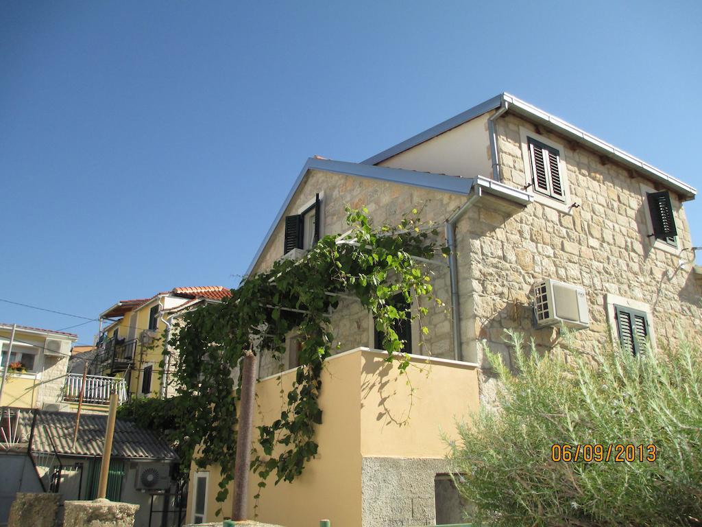 Luxury Mansarda Duplex - City Centre - Stone House Apartment สปลิท ภายนอก รูปภาพ